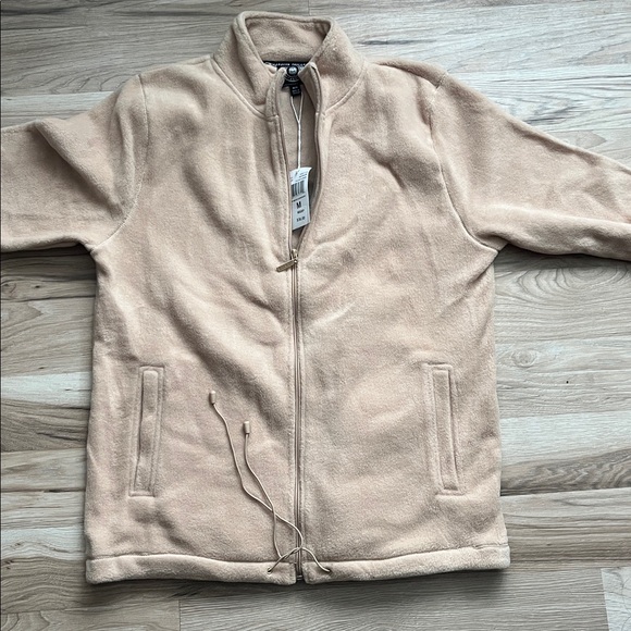 Carolyn Taylor Jackets & Blazers - Carolyn Taylor Women’s Tan Fleece Jacket Size Medium. Zip up. NWT